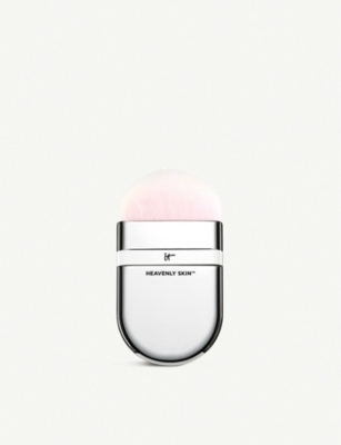 IT COSMETICS Heavenly Skin One-Sweep Wonder Brush #705