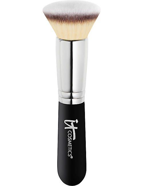 IT COSMETICS: Heavenly Luxe Buffing Foundation Brush