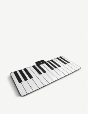 Piano mat hot sale fao schwarz