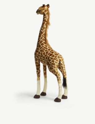 fao schwarz giraffe