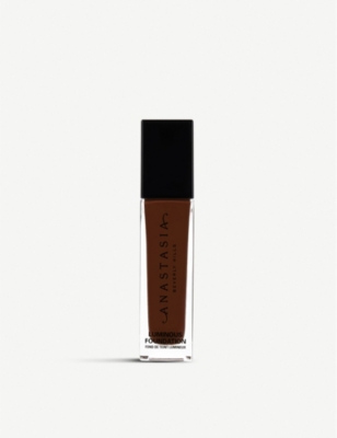 Shop Anastasia Beverly Hills Luminous Foundation 30ml In 570n