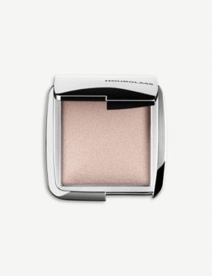 Hourglass Ambient Strobe Lighting Powder 4.6g In Incandescent Strobe