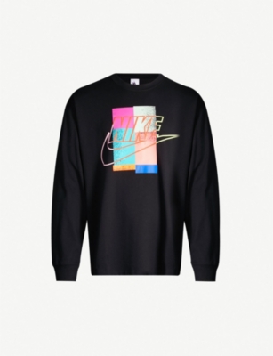 nike atmos sweatshirt