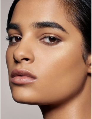 Pat Mcgrath Labs Sublime Perfection Foundation 35ml In Medium 19