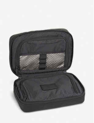 tumi wash bag