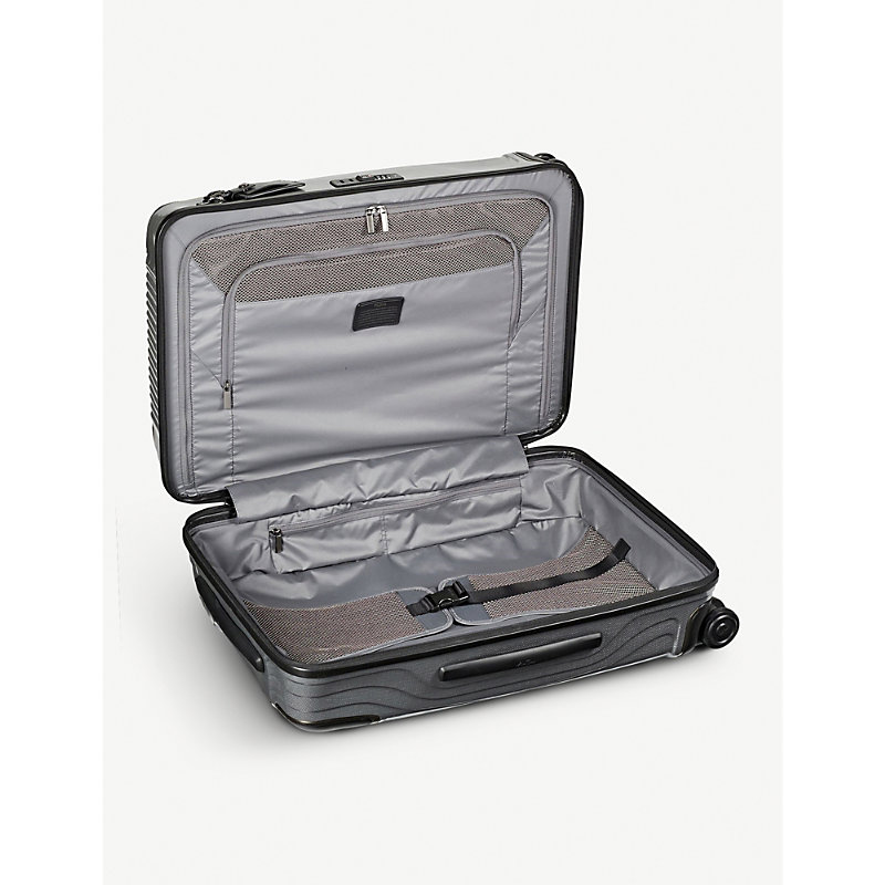 Shop Tumi Short Trip 19 Degree Packing Four-wheel Suitcase 68cm In Silver