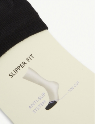 Falke Invisible Cotton-blend Toe Socks In 3009 Black