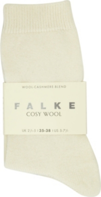 Falke Cosy Wool-cashmere Socks In 2049 Off-white