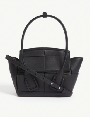 arco tote by bottega veneta