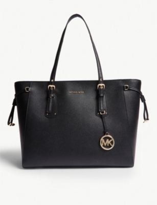 voyager small crossgrain leather tote bag