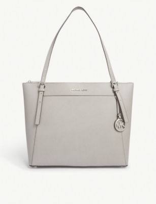 michael kors voyager grey