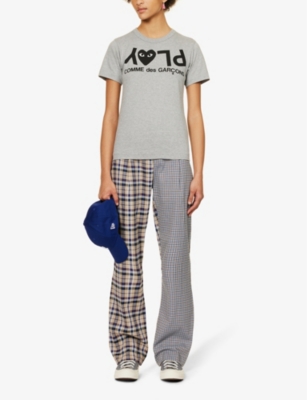 Comme Des Garçons Play Comme Des Garcons Play Womens Grey Reverse Logo-print Cotton-jersey T-shirt In Grey