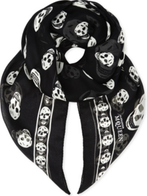 ALEXANDER MCQUEEN   Classic skull silk chiffon scarf