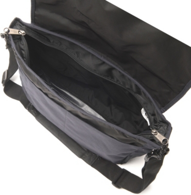EASTPAK Authentic Delegate messenger bag