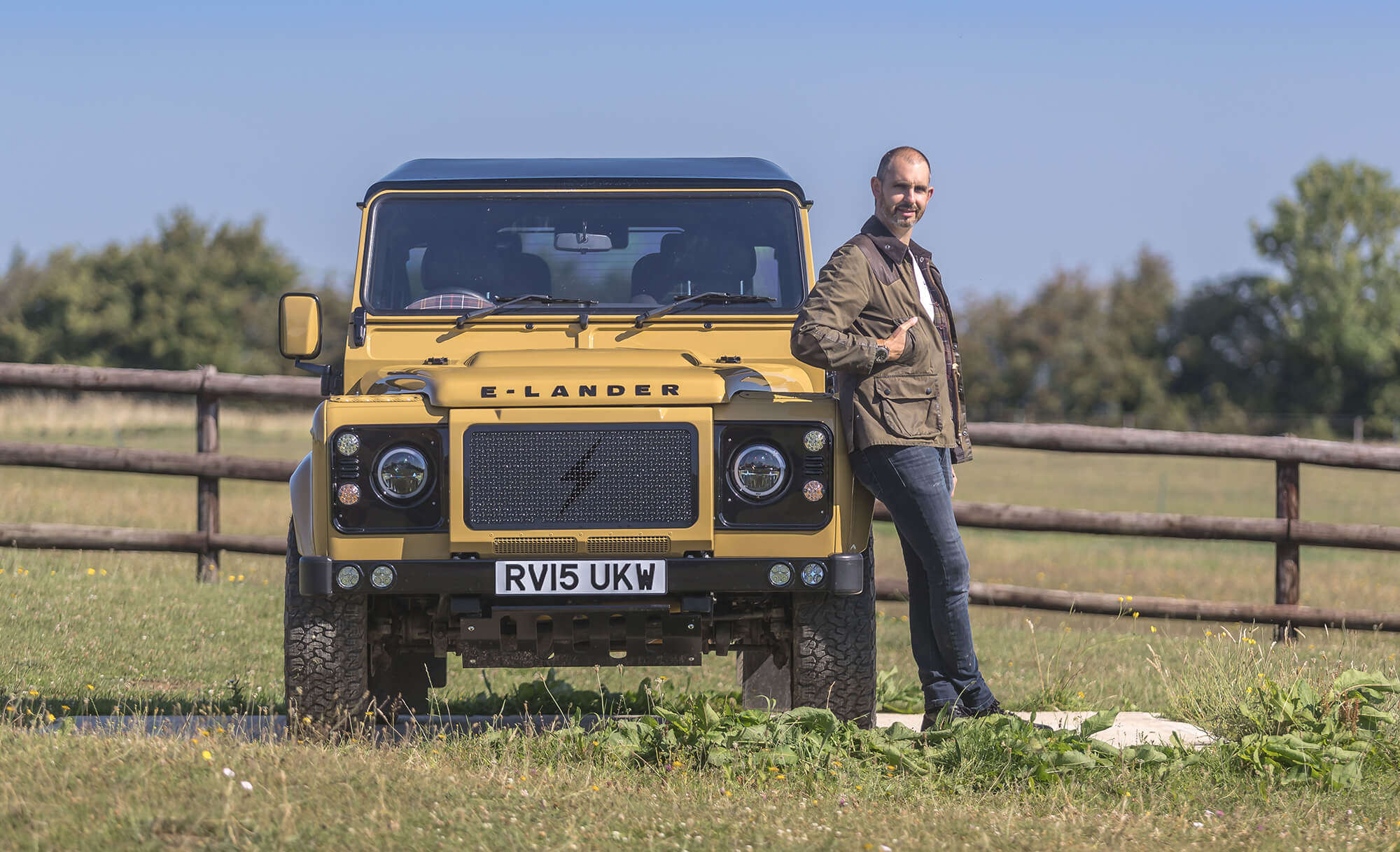 Barbour land rover store defender t shirt