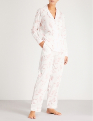 Shop Desmond And Dempsey Women's White Pink Deia Cotton-voile Pyjama Set