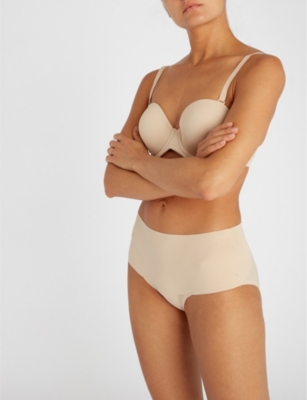 Spanx Womens Soft Nude Undie-tectable Jersey Briefs In Soft Nude