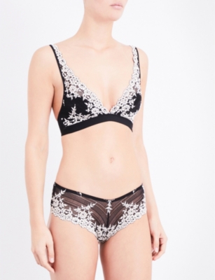 WACOAL - Embrace lace soft-cup bra