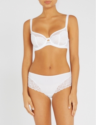 Triumph Beauty-Full Darling - String Femme En Dentelle Et Tulle Confortable, Invisible Sous Les Vêtements