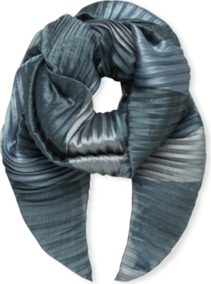 ARMANI COLLEZIONI   Pleated silk scarf