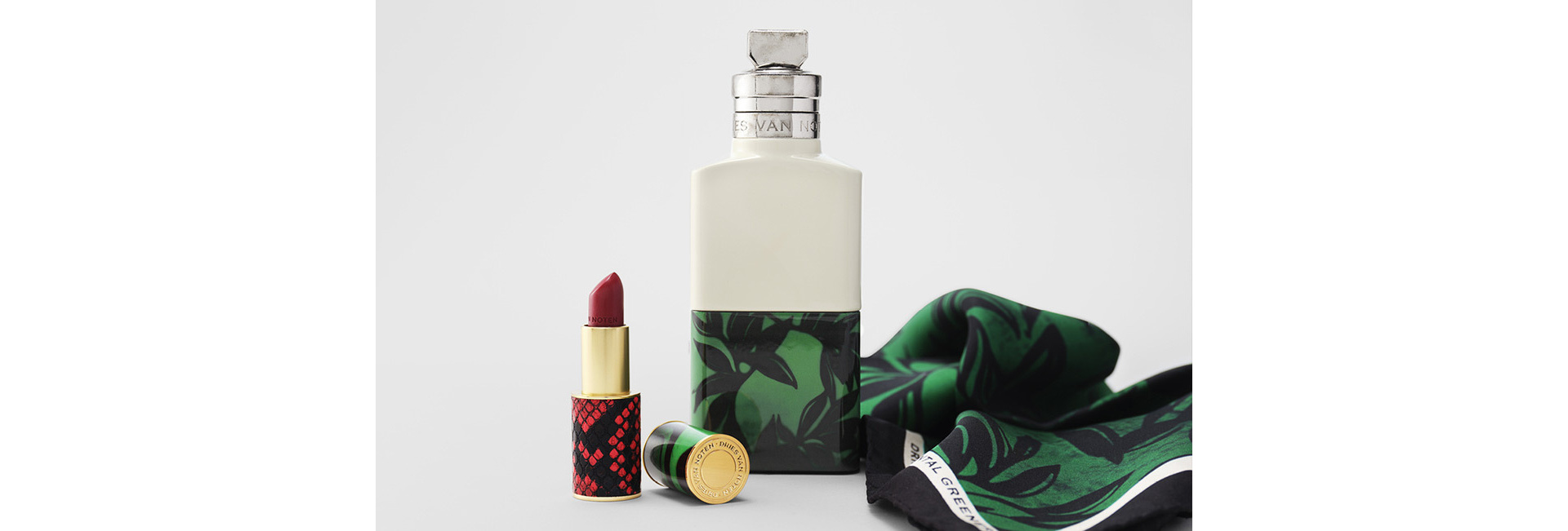 Shop Dries Van Noten Modepaleis 10-Piece Fragrance Set
