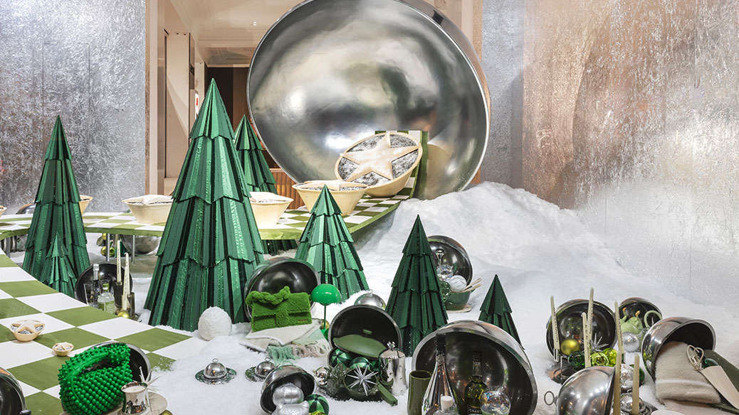 Selfridges has revealed its Christmas window