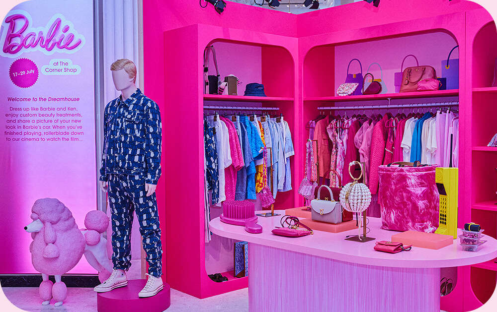 Barbie shopping store clearance