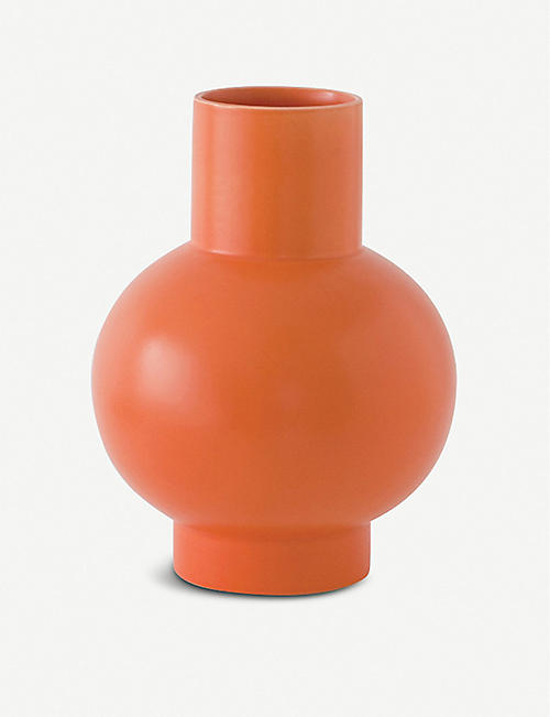 RAAWII: Small ceramic vase 16cm