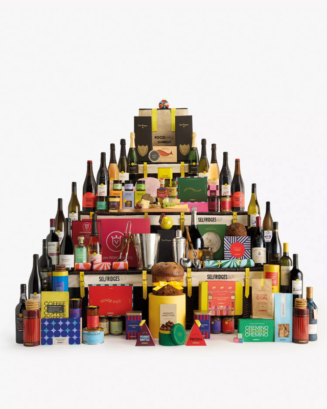 CHRISTMAS HAMPERS