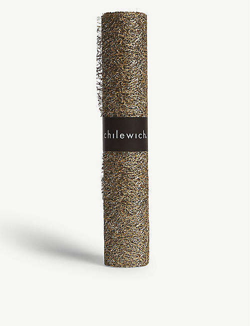 CHILEWICH: Metallic lace table runner