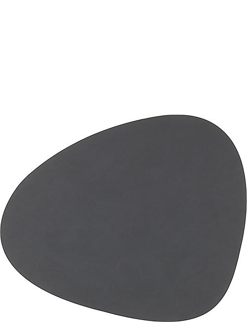 LIND DNA: Curve nupo anthracite table mat