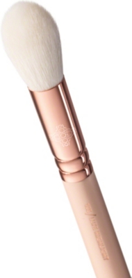 ZOEVA Rose Golden 105 luxe highlight brush