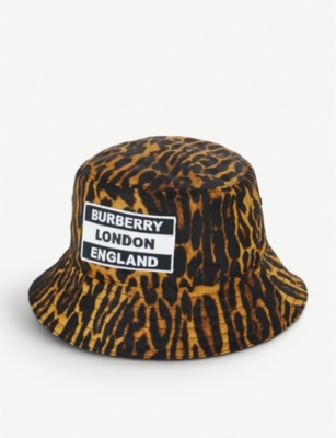 Burberry hotsell hats selfridges