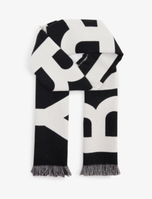 Burberry store football scarf