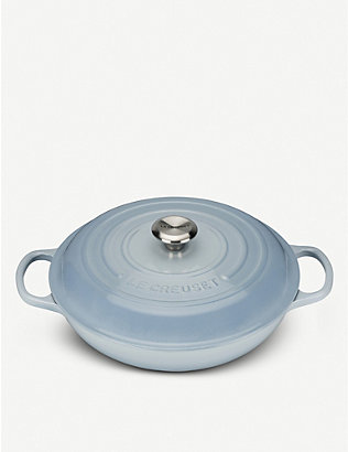 LE CREUSET: Signature cast iron casserole dish 30cm
