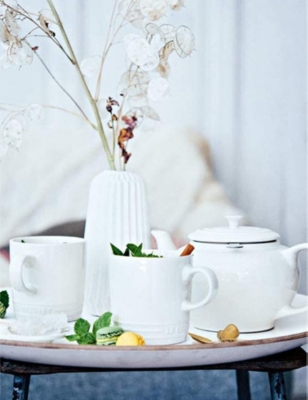 Le Creuset Stoneware Mug 350ml In Cotton