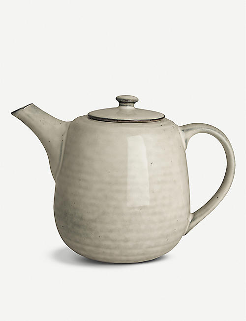 BROSTE: Nordic Sand stoneware teapot 18cm