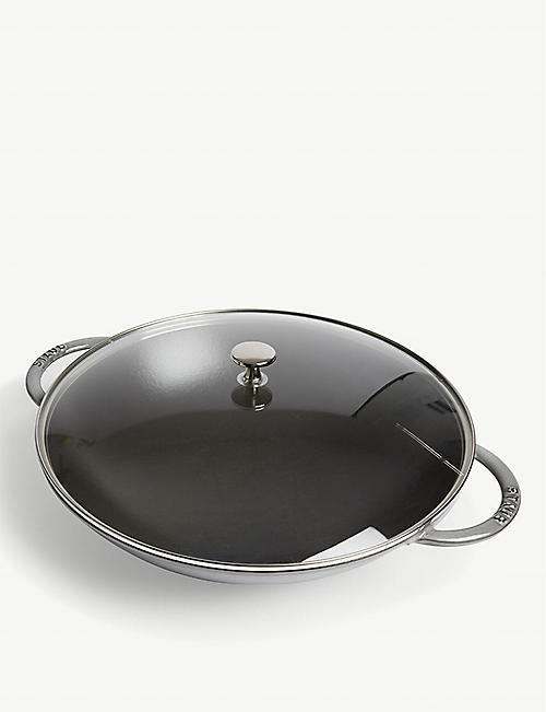 STAUB: Perfect Pan cast iron wok