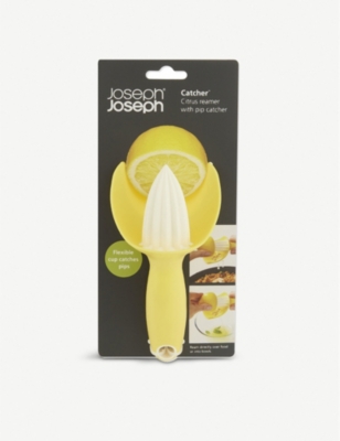 Joseph Joseph Joseph Citrus Fruit Reamer With Pip Catcher