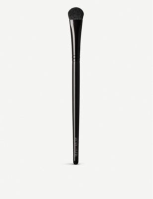 LAURA MERCIER: All over eye colour brush