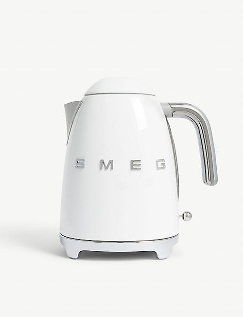 SMEG: KLF03 logo stainless steel kettle