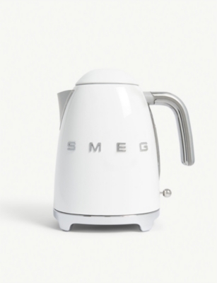 SMEG KLF03 logo stainless steel kettle