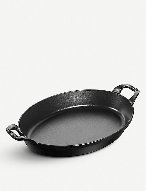 STAUB: Cast iron oven dish with handles 32cm