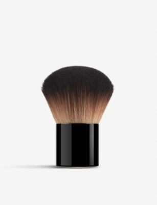 giorgio armani kabuki brush