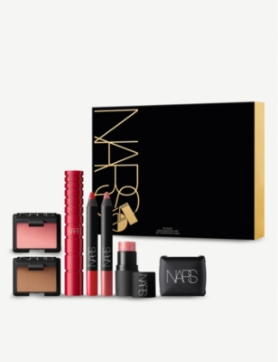 VIP Room Essentials gift set