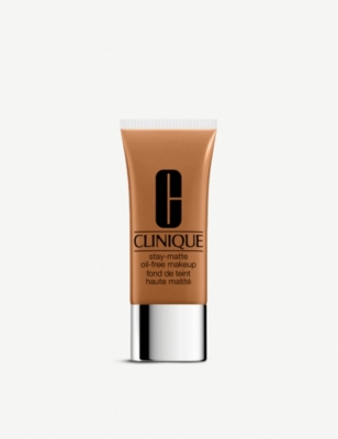 CLINIQUE: Stay-Matte Oil-Free foundation