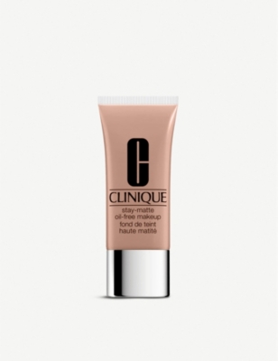 Clinique Chamois Stay-matte Oil-free Foundation