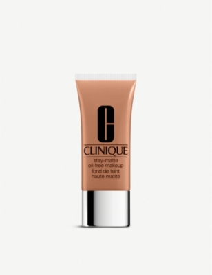 Clinique Cream Stay-matte Oil-free Foundation In Ivory