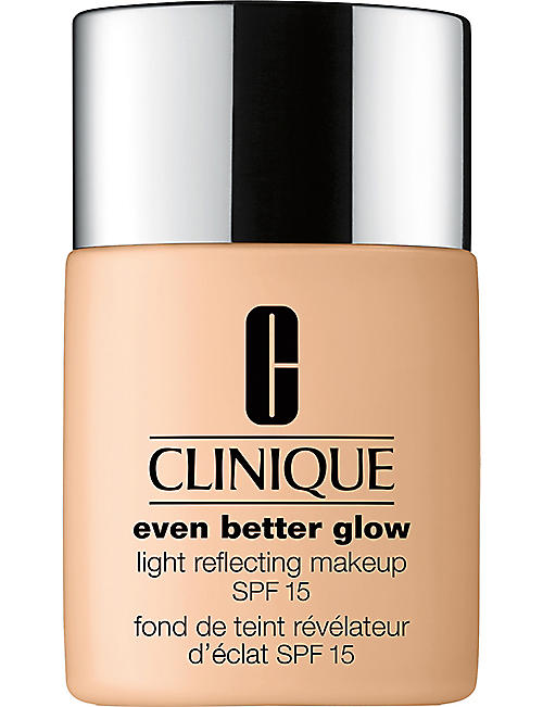 CLINIQUE: Even Better Glow Light Reflecting Makeup SPF 15 30ml