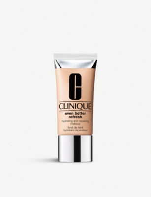 Clinique 40 Cream Chamois Even Better Refresh™ Hydrating And Repairing Makeup 30ml In 40 Cream Chamois